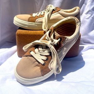 Taos Plim Soul Sneaker